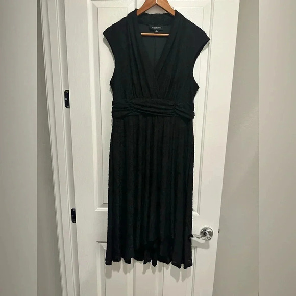 Perceptions Dresses & Skirts - Perceptions New York Long Dress Color Black Sleeveless Dress Size Large high/lo